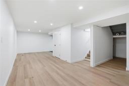 18 Eckhardt Avenue, Winnipeg, MB R2R1L1 Photo 28