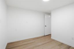 18 Eckhardt Avenue, Winnipeg, MB R2R1L1 Photo 38