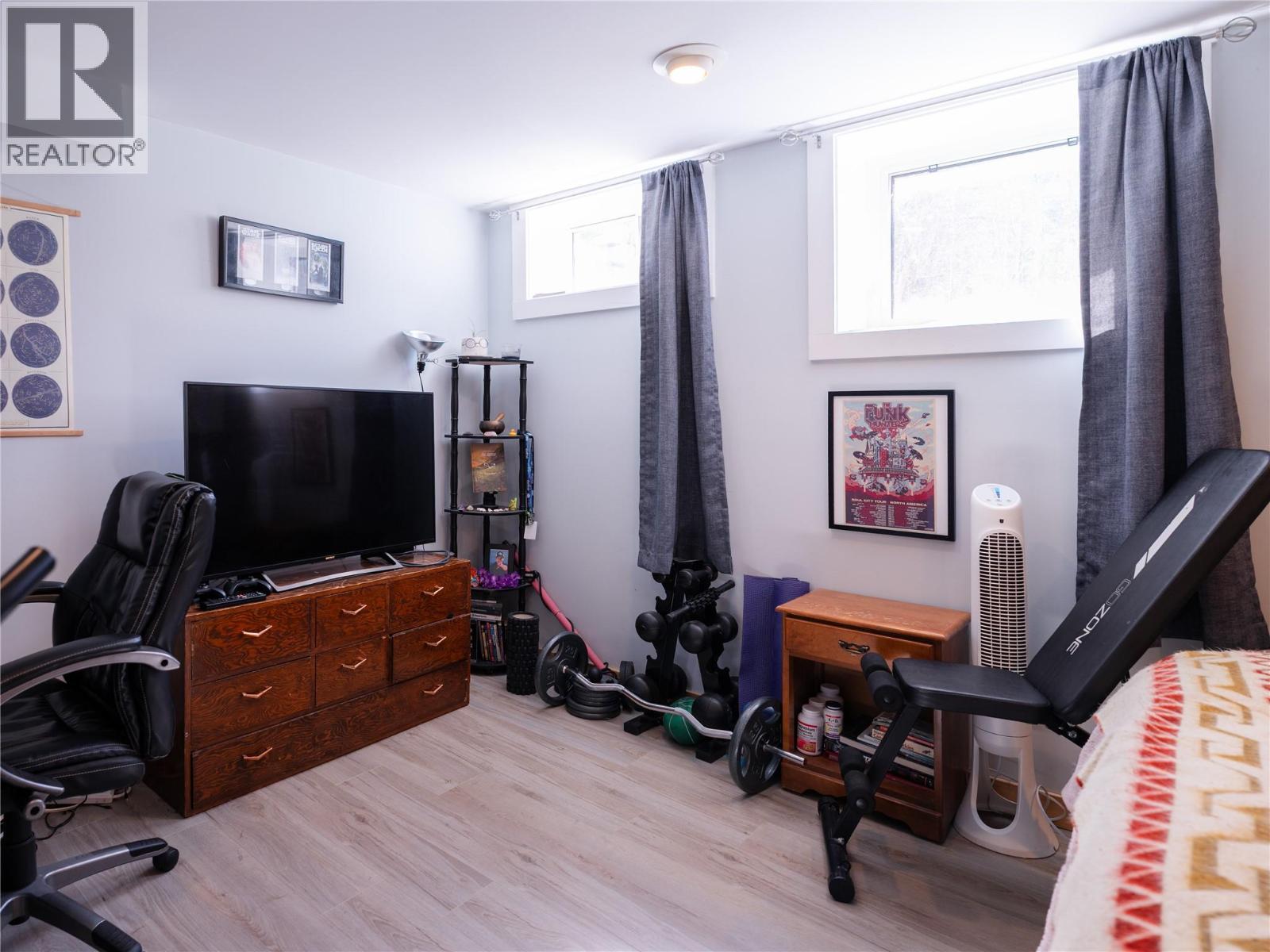 712 Ninth Street - 55