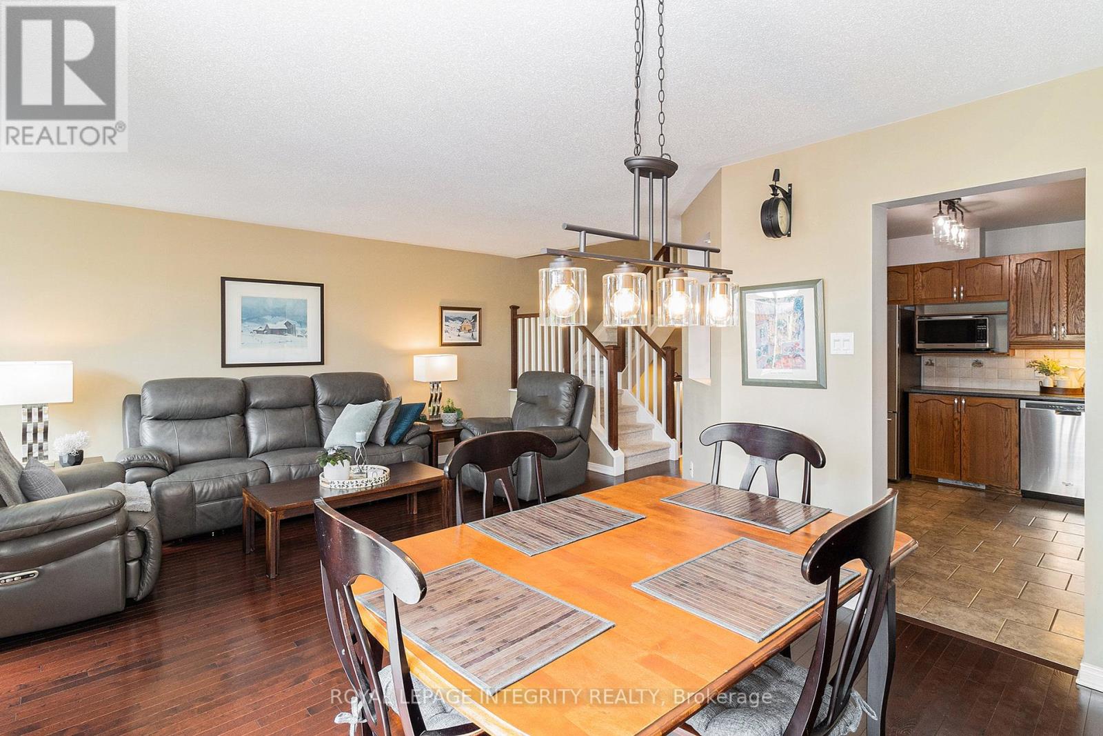 3 Bed, 4 Bath House for Rent in Ottawa – 564 RENAISSANCE DRIVE, Ottawa – MLS# X13479570 - Image 19