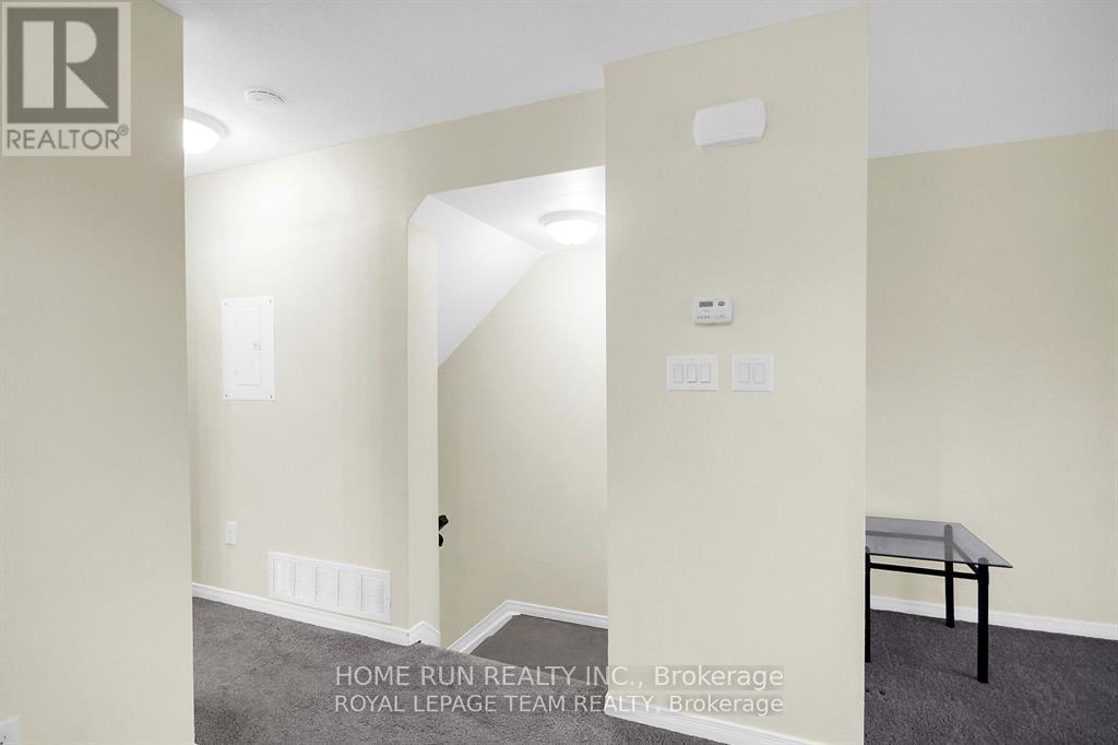 2 Bed, 2 Bath House for Rent in Ottawa – 204 SHANLY PRIVATE, Ottawa – MLS# X13479724 - Image 12