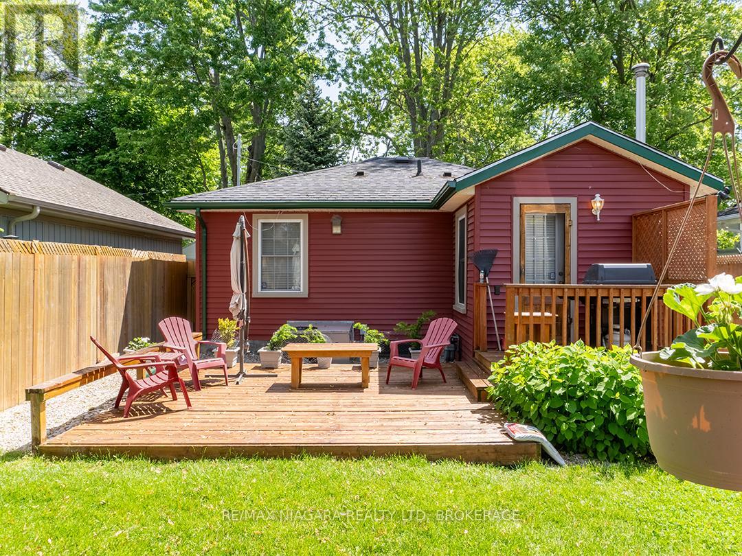 263 MAPLEWOOD AVENUE - 16