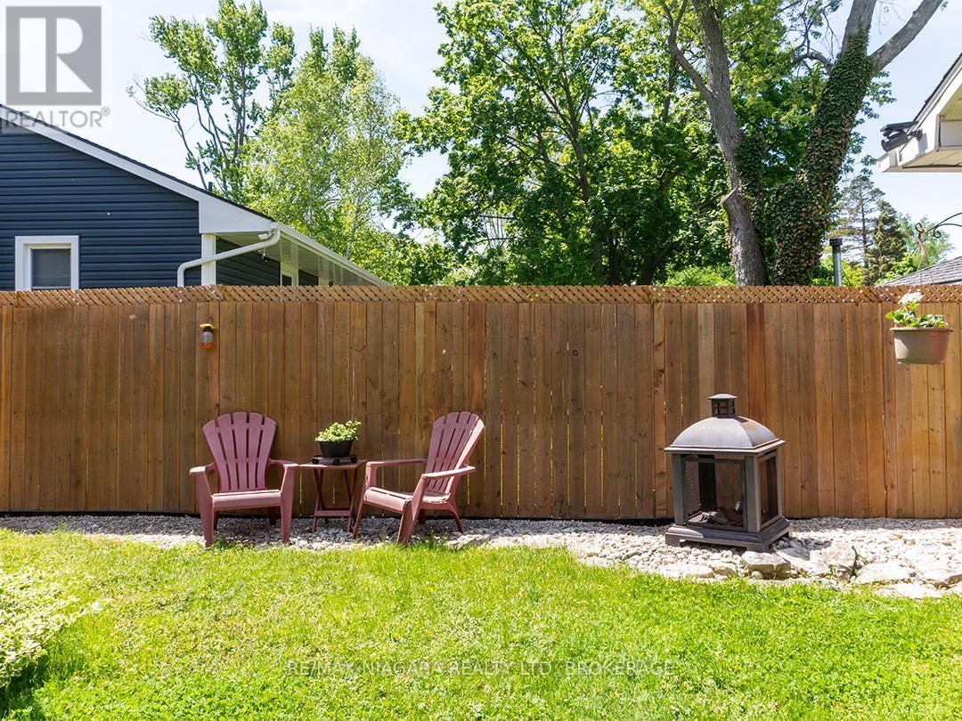 263 MAPLEWOOD AVENUE - 19