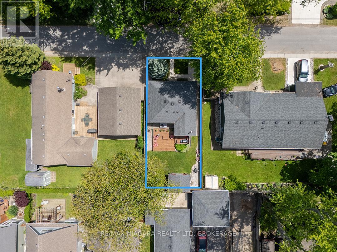 263 MAPLEWOOD AVENUE - 25