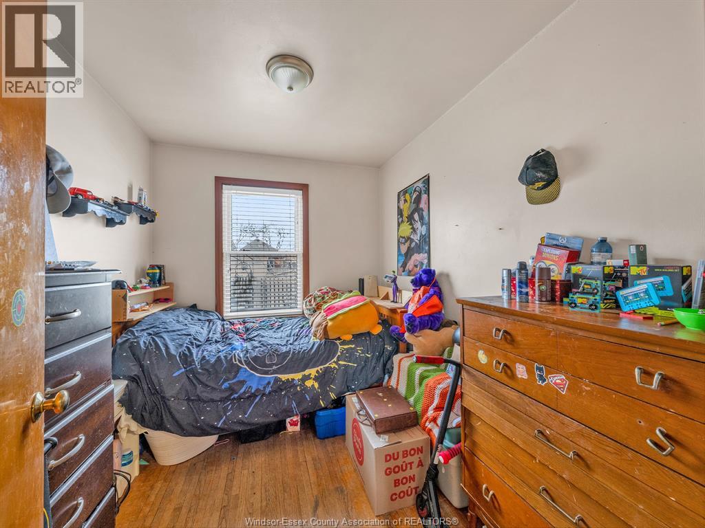 1477 WINDERMERE ROAD - 10