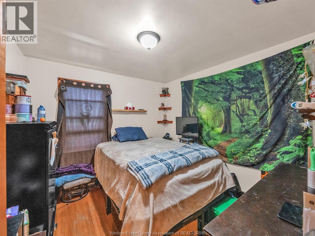 1477 WINDERMERE ROAD - 12