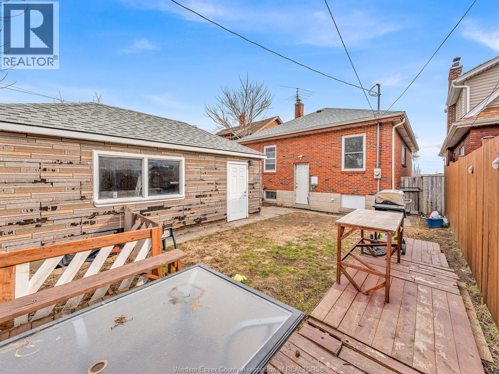 1477 WINDERMERE ROAD - 22