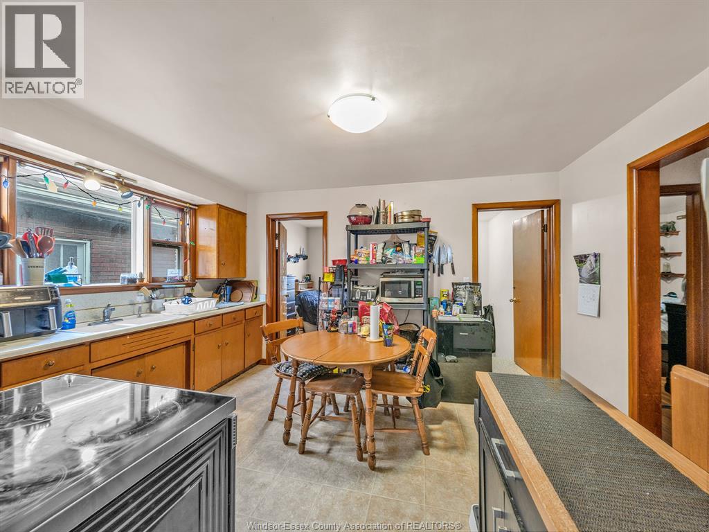 1477 WINDERMERE ROAD - 7