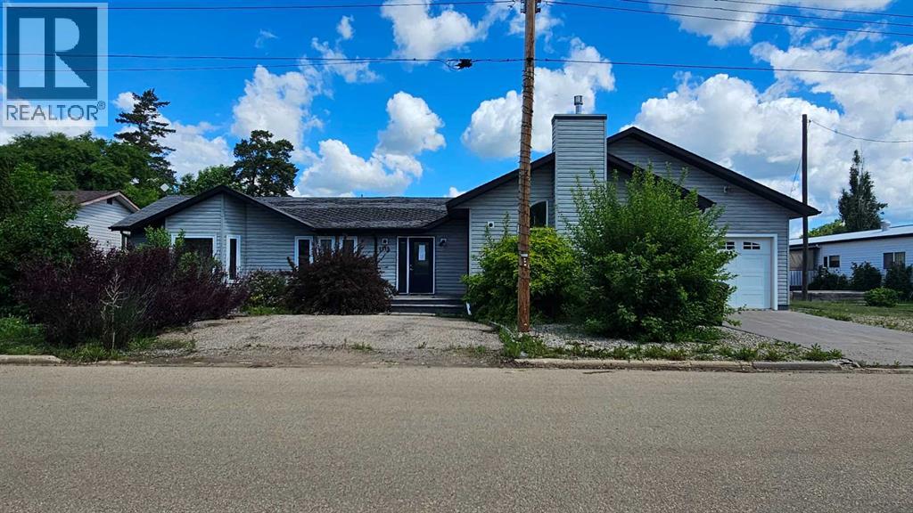 5112 52 Avenue - 1