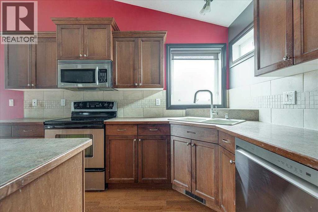 114 Jenner Crescent — photo 13