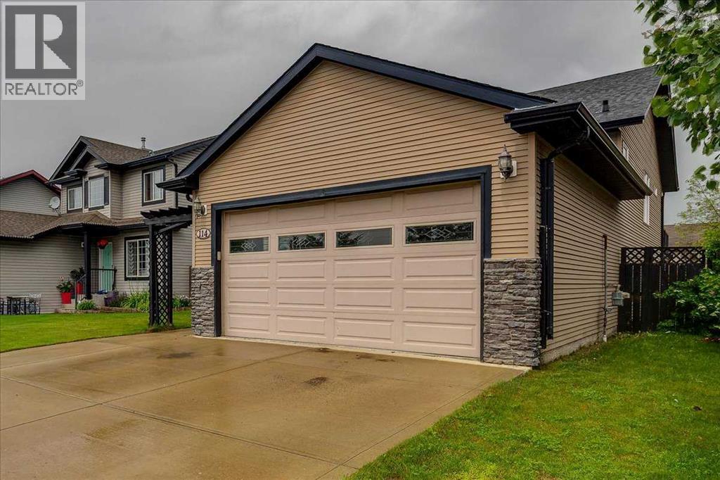 114 Jenner Crescent - photo 3
