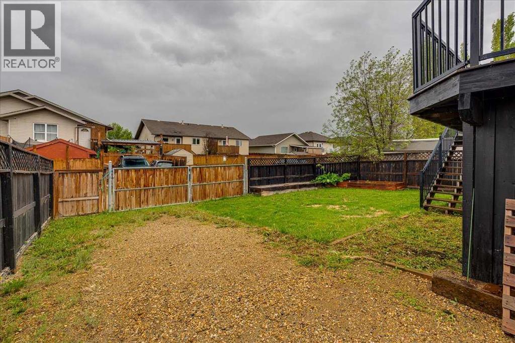 114 Jenner Crescent — photo 39
