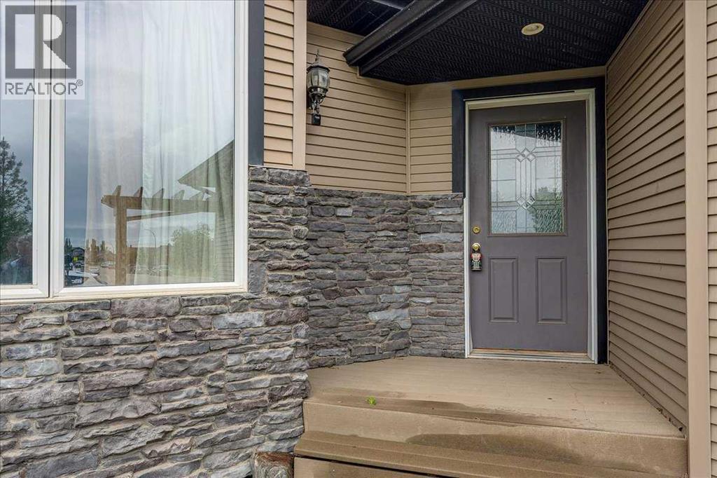 114 Jenner Crescent - photo 4