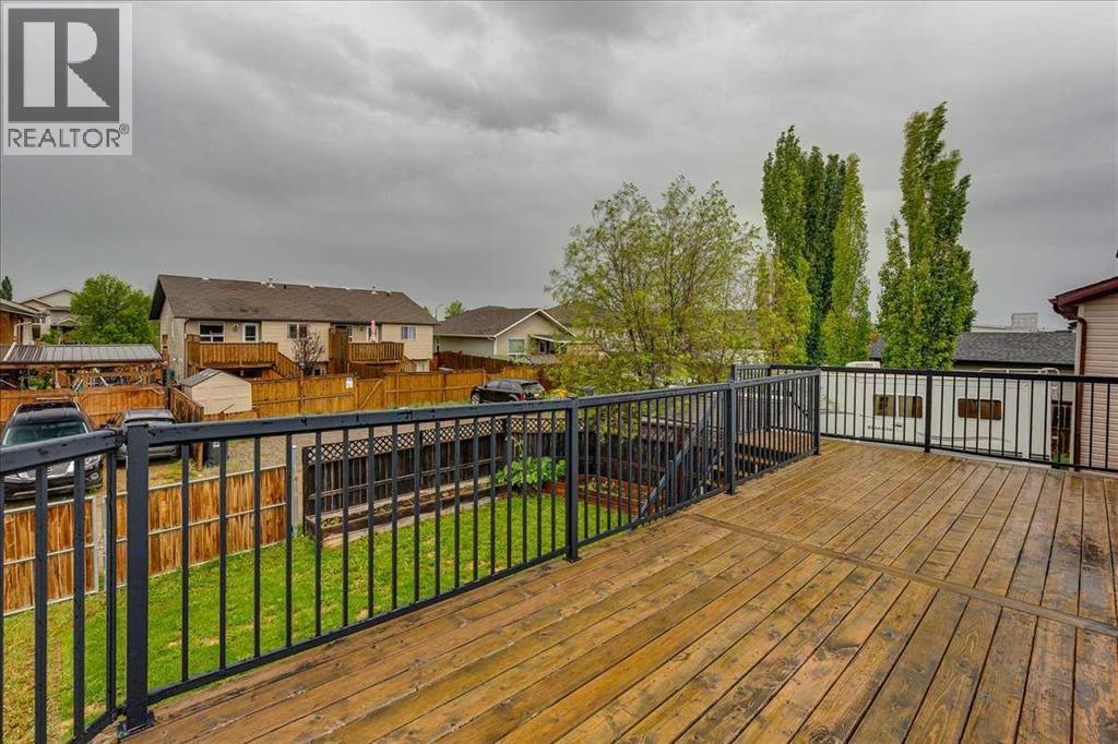 114 Jenner Crescent — photo 43