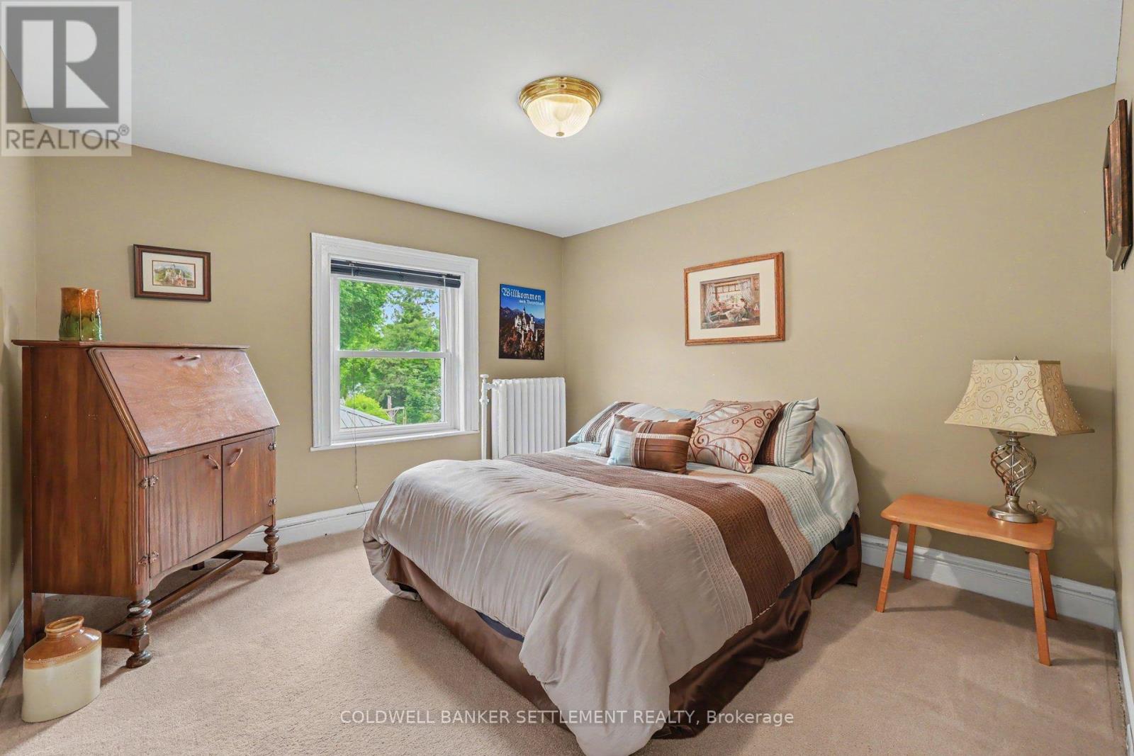 101 DRUMMOND STREET E - 22