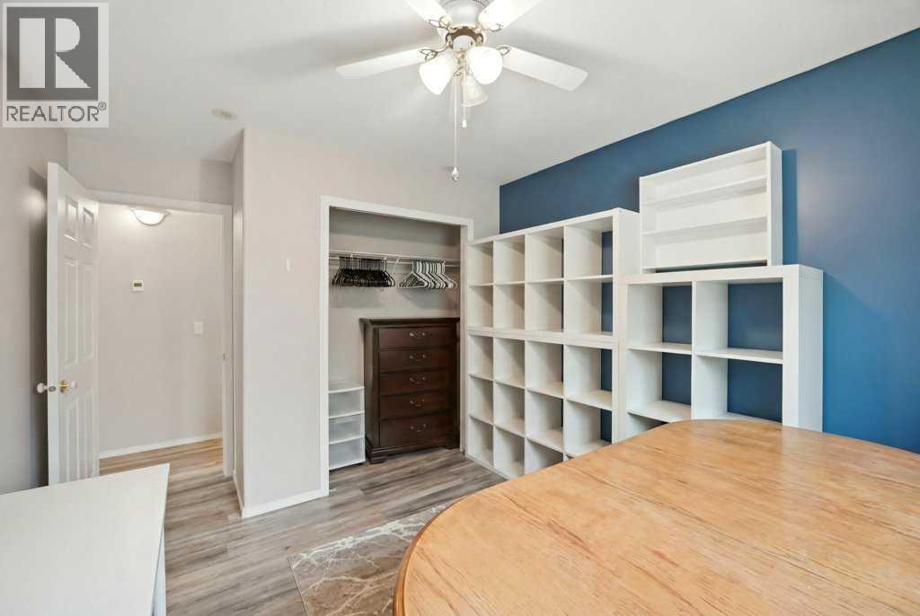 223B 3 Street SW — photo 27