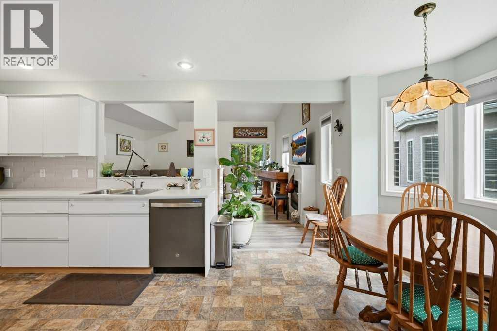 223B 3 Street SW — photo 7