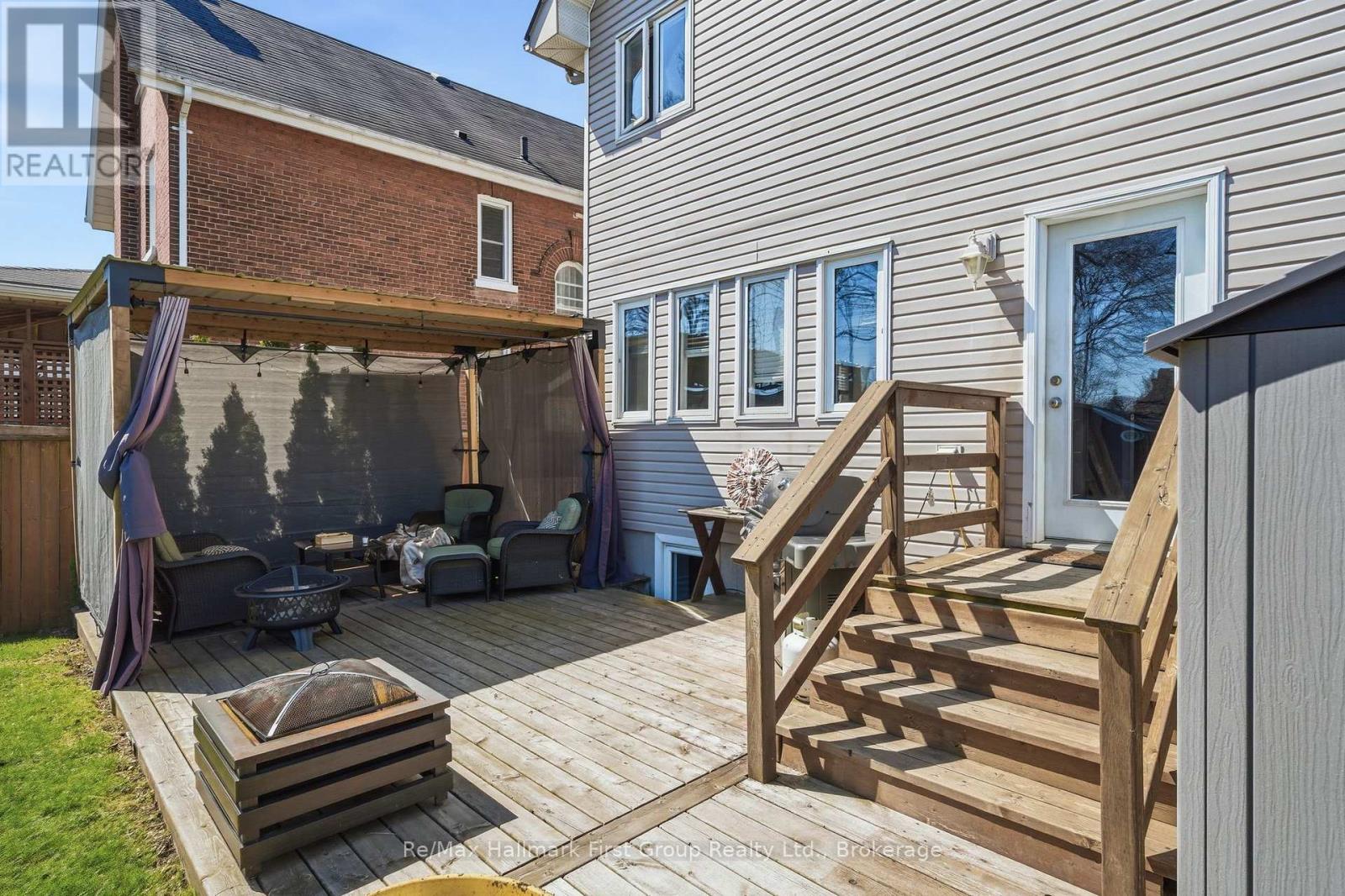 350 ONTARIO STREET - 34