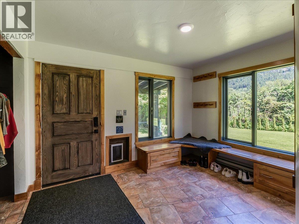 2809 Slocan Valley West Road - 26