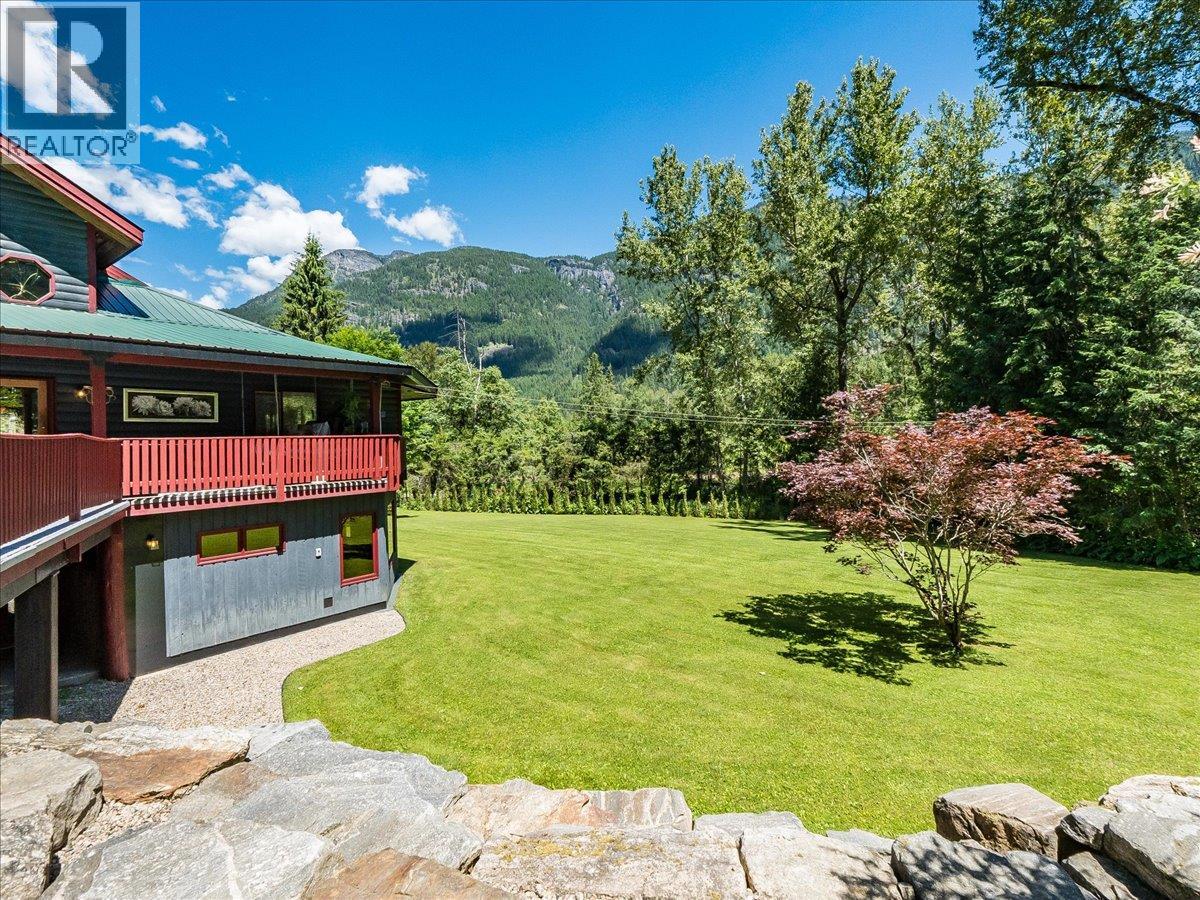 2809 Slocan Valley West Road - 16
