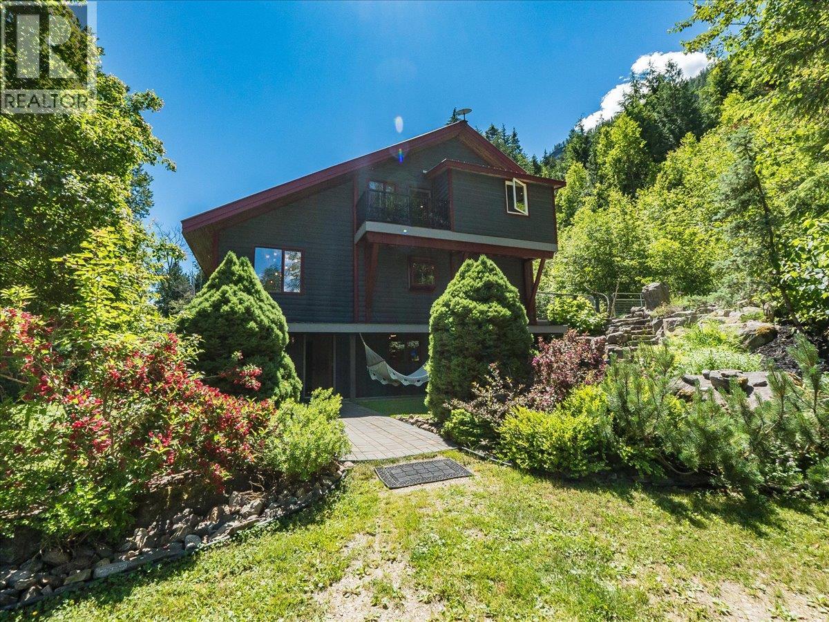 2809 Slocan Valley West Road - 10