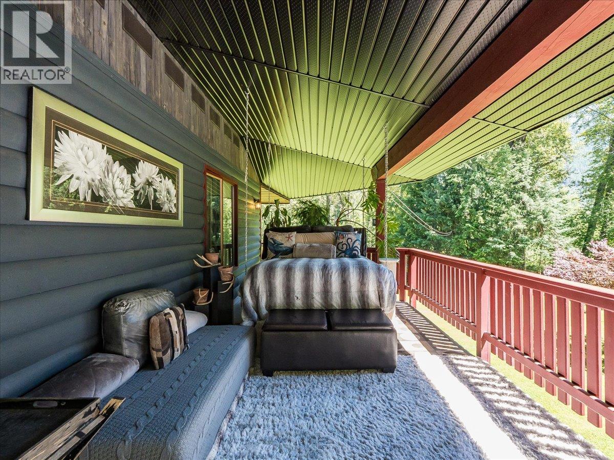 2809 Slocan Valley West Road - 23