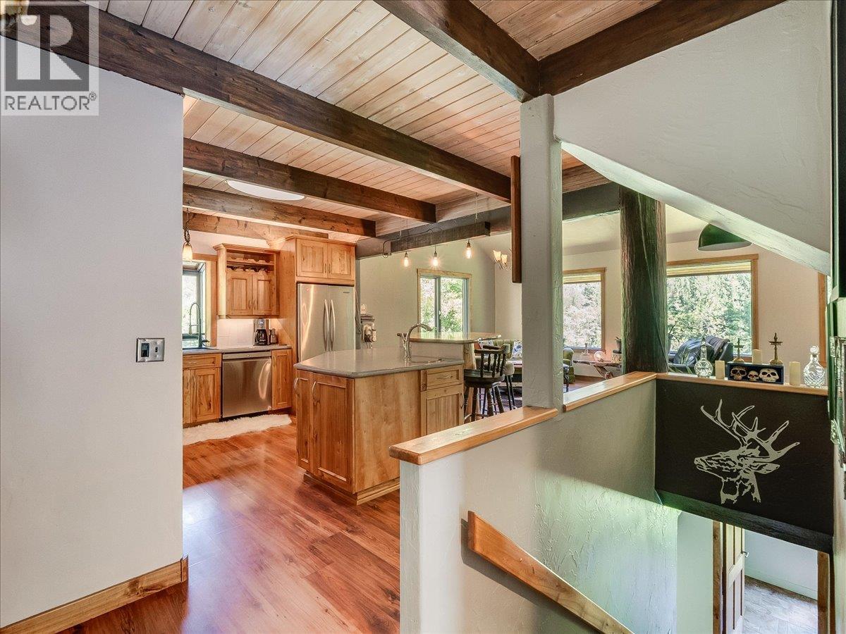 2809 Slocan Valley West Road - 36