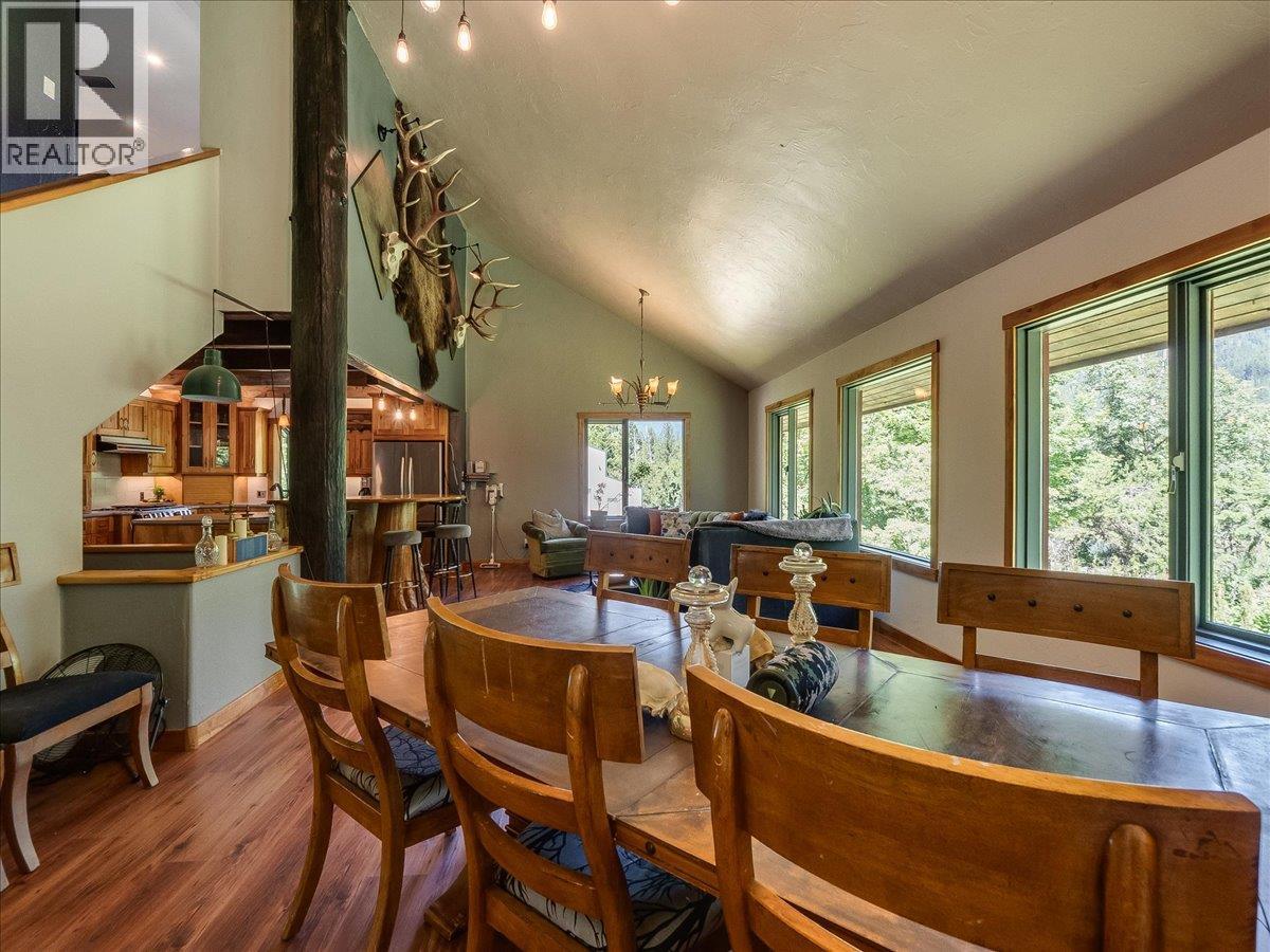 2809 Slocan Valley West Road - 46