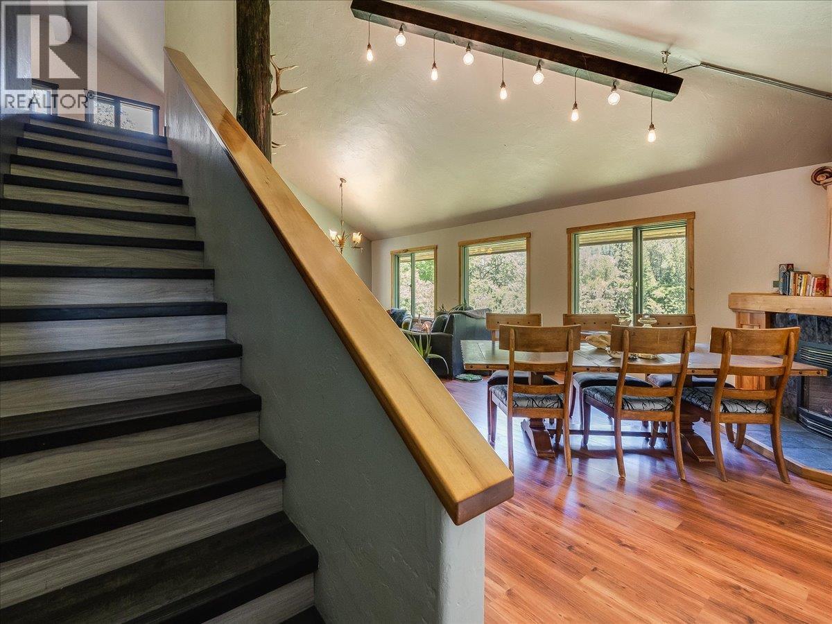 2809 Slocan Valley West Road - 47