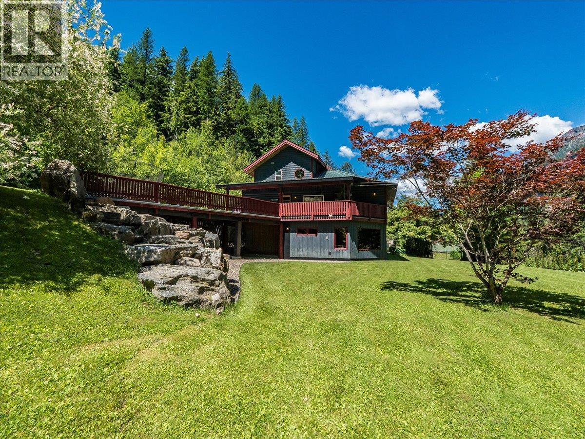 2809 Slocan Valley West Road - 12