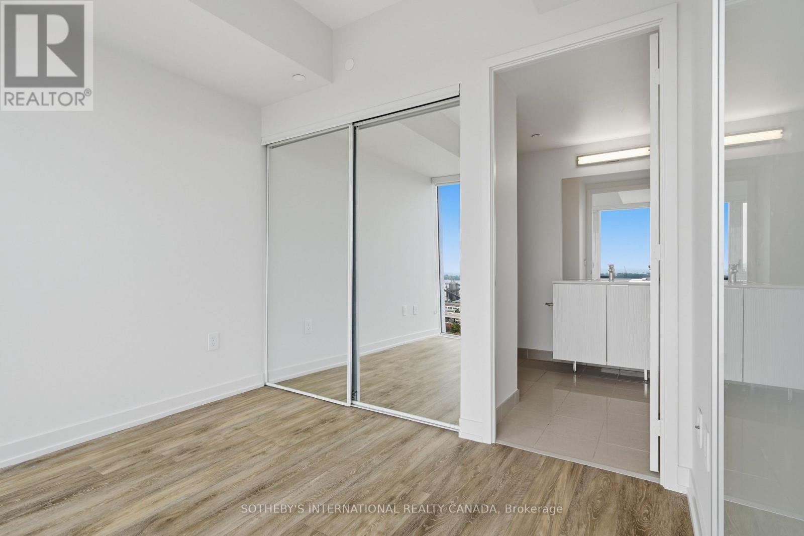 #2108 158 FRONT STREET - 12