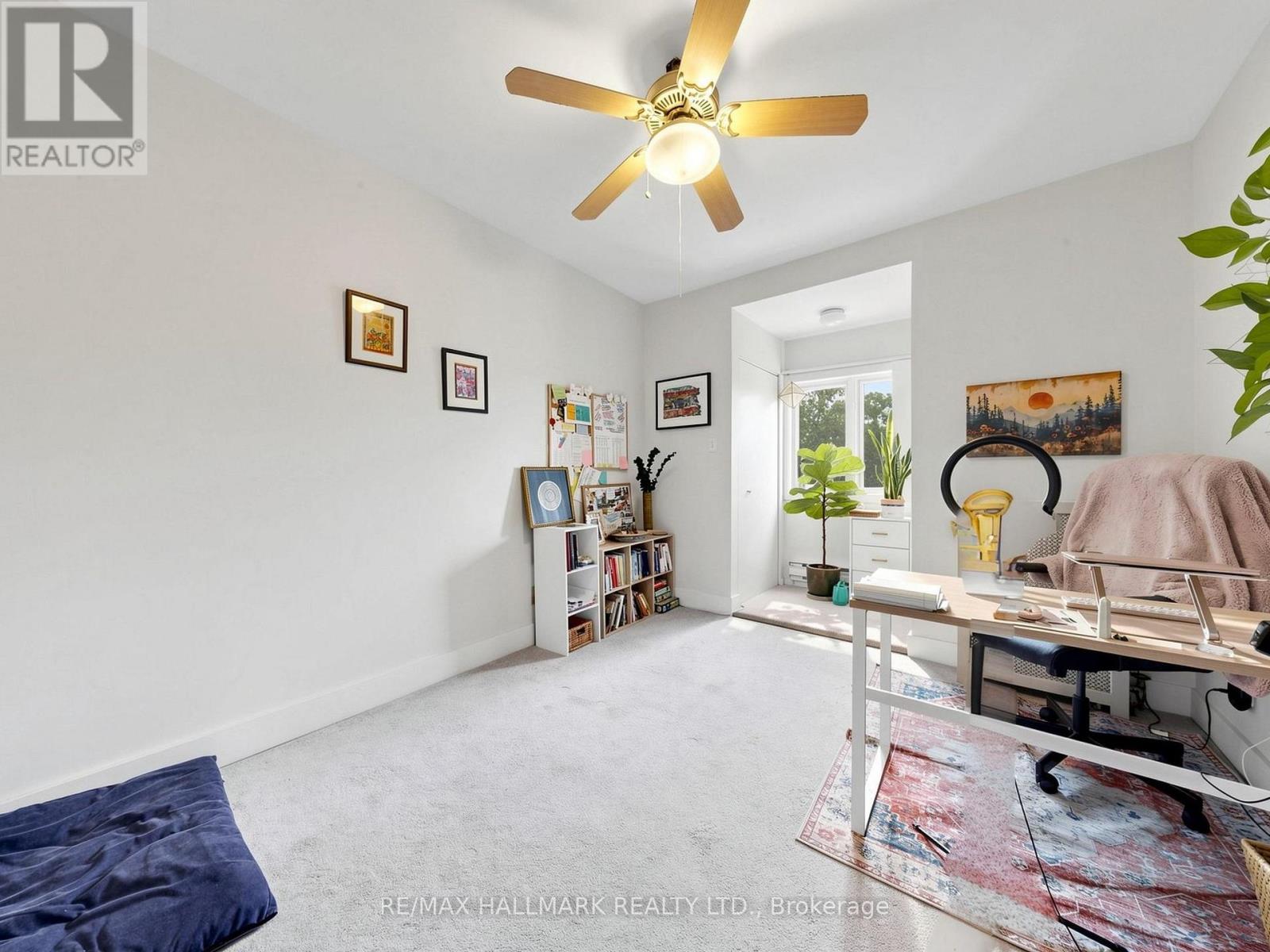 458 MARKHAM STREET - 11