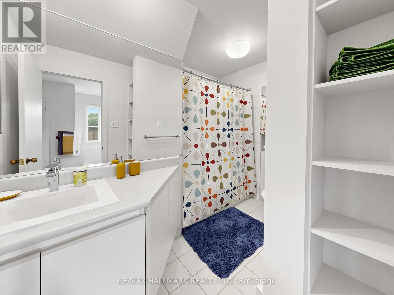 458 MARKHAM STREET - 30