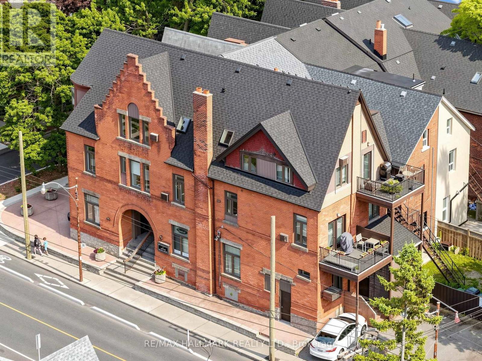 458 MARKHAM STREET - 43