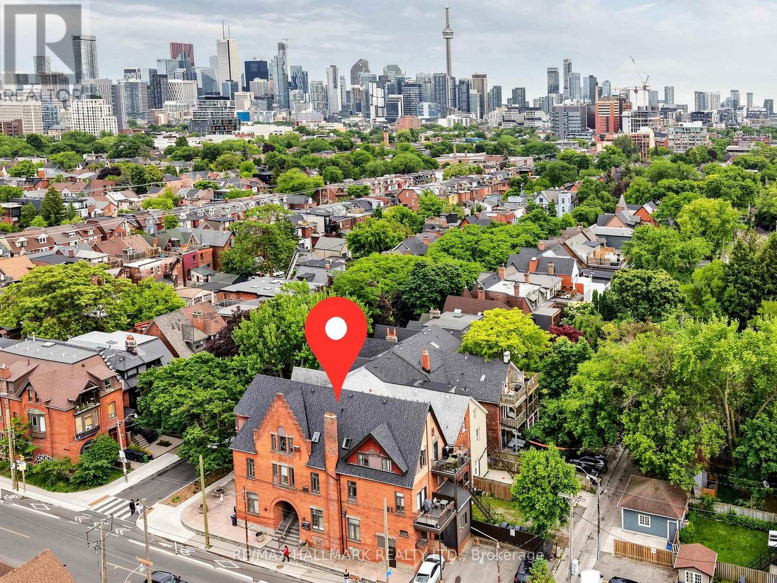 458 MARKHAM STREET - 49
