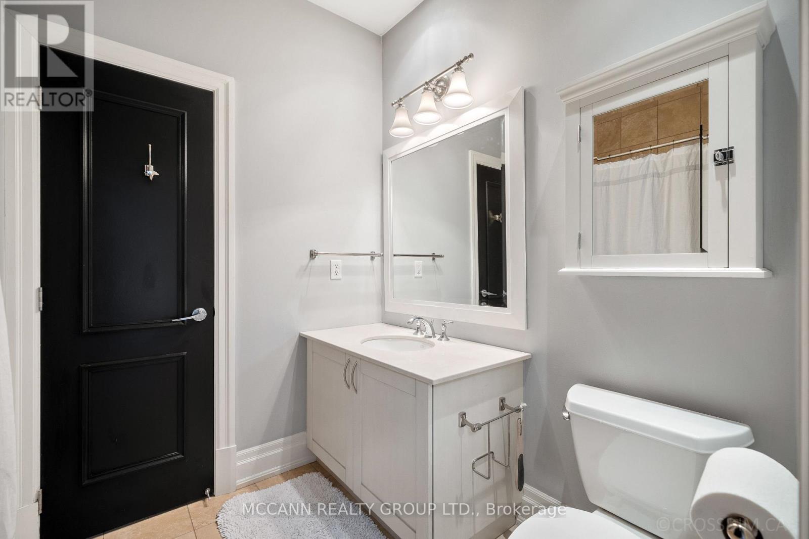 #119 45 YORK MILLS ROAD - 19