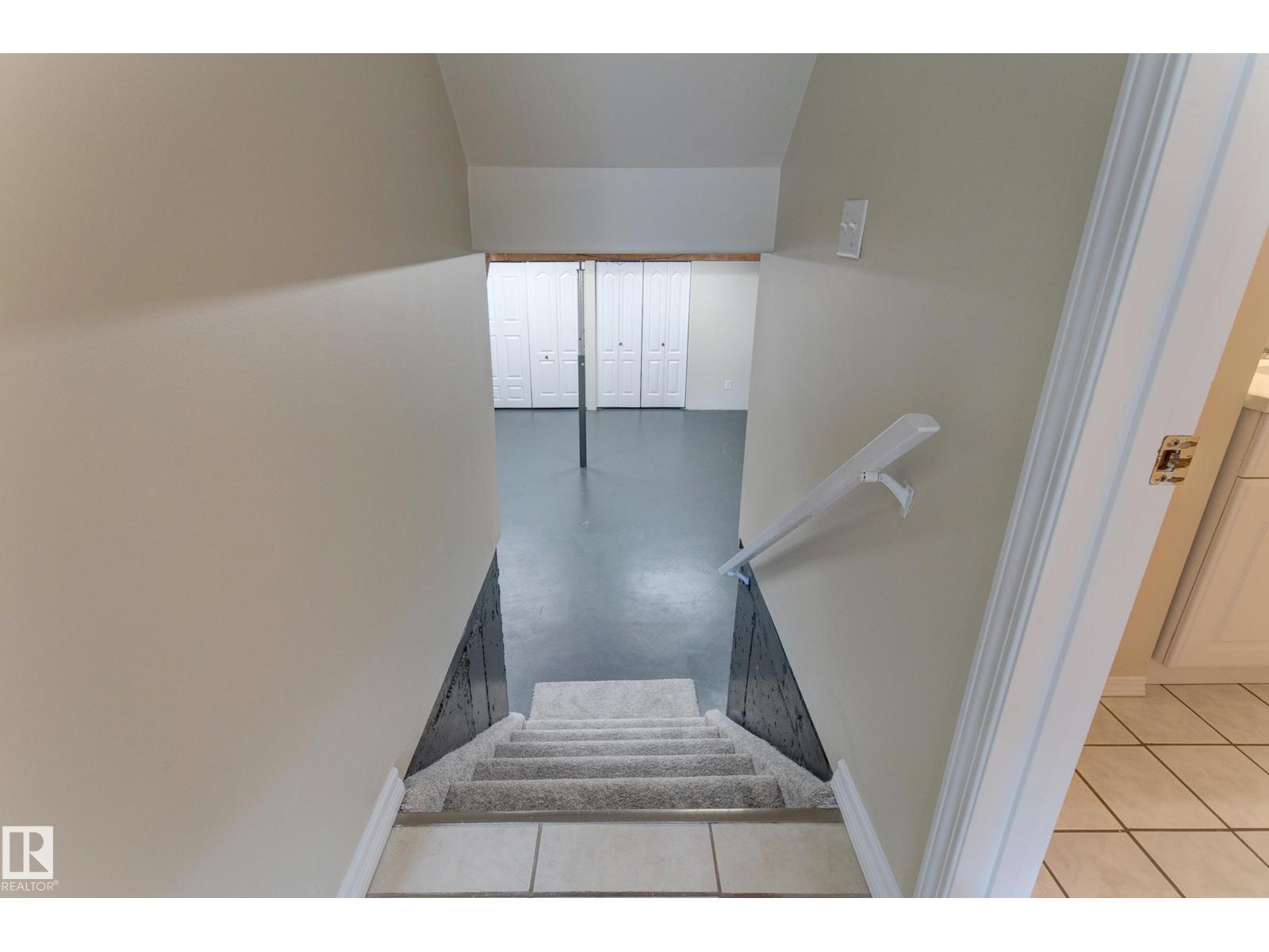 1523 JARVIS CR NW — photo 37