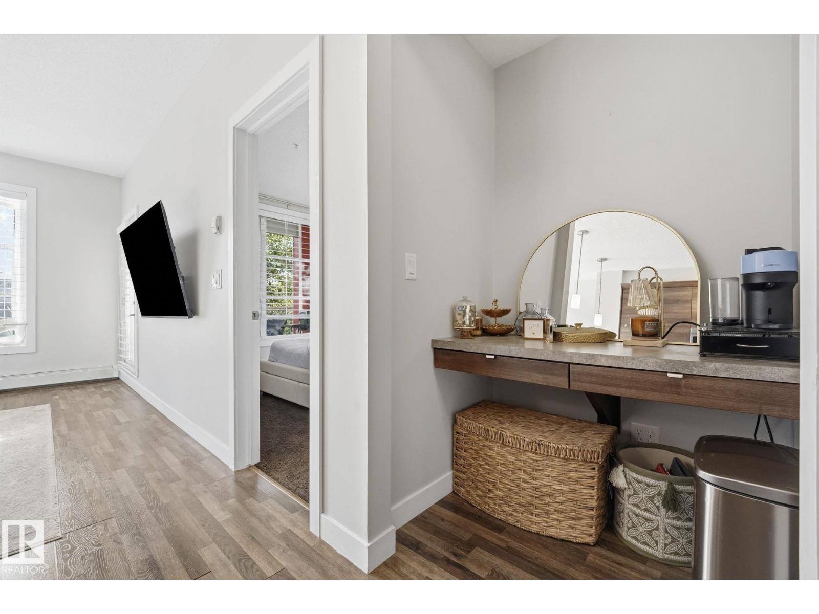 #211 2590 ANDERSON WY SW - 13