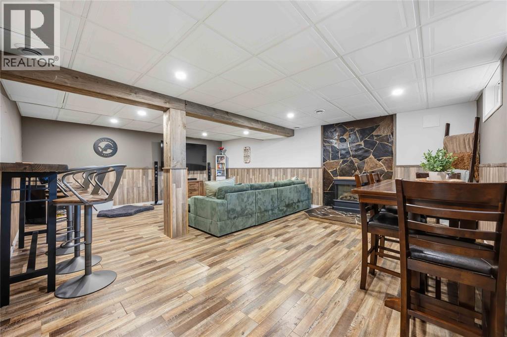 26 ARTHUR STREET - 27