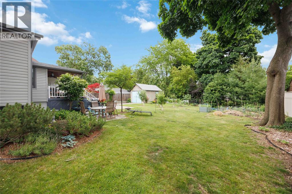 304 BROCK STREET North - 44