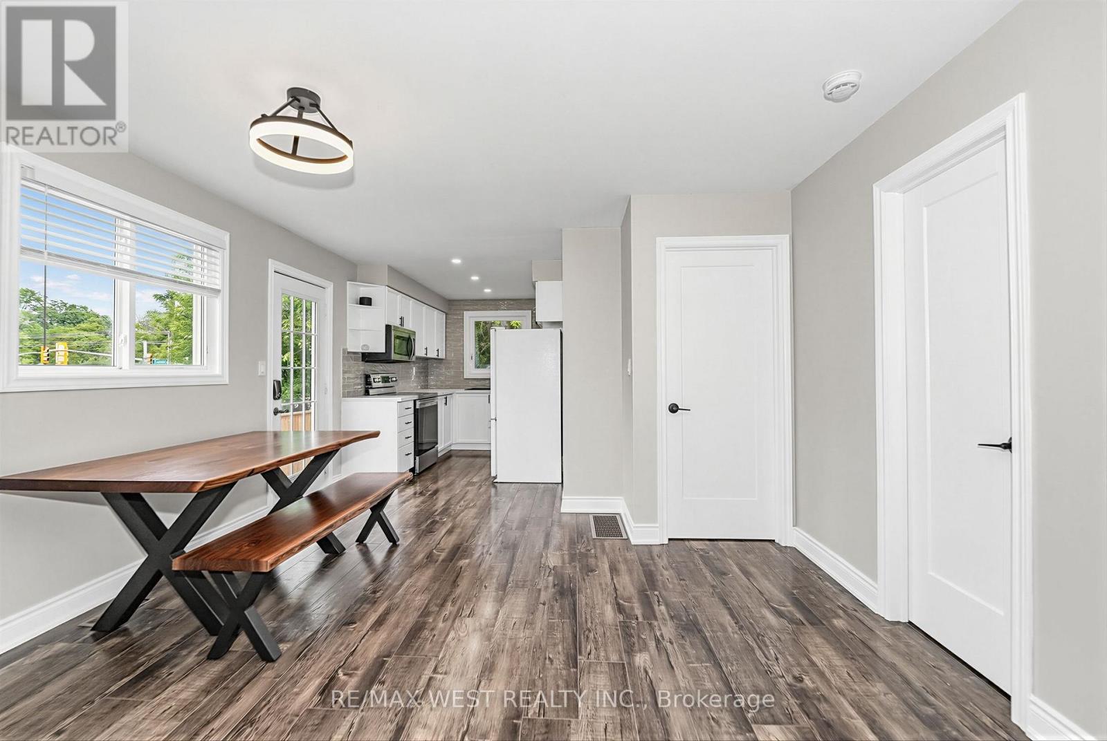 641 DEAUVILLE COURT - 3