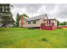 Loft - 20195 Kenyon Conc Rd 1 Road, North Glengarry, ON K0C1A0 Photo 8