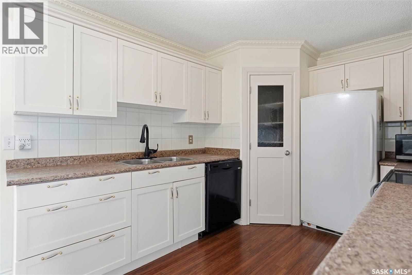 526 McKercher DRIVE — photo 10