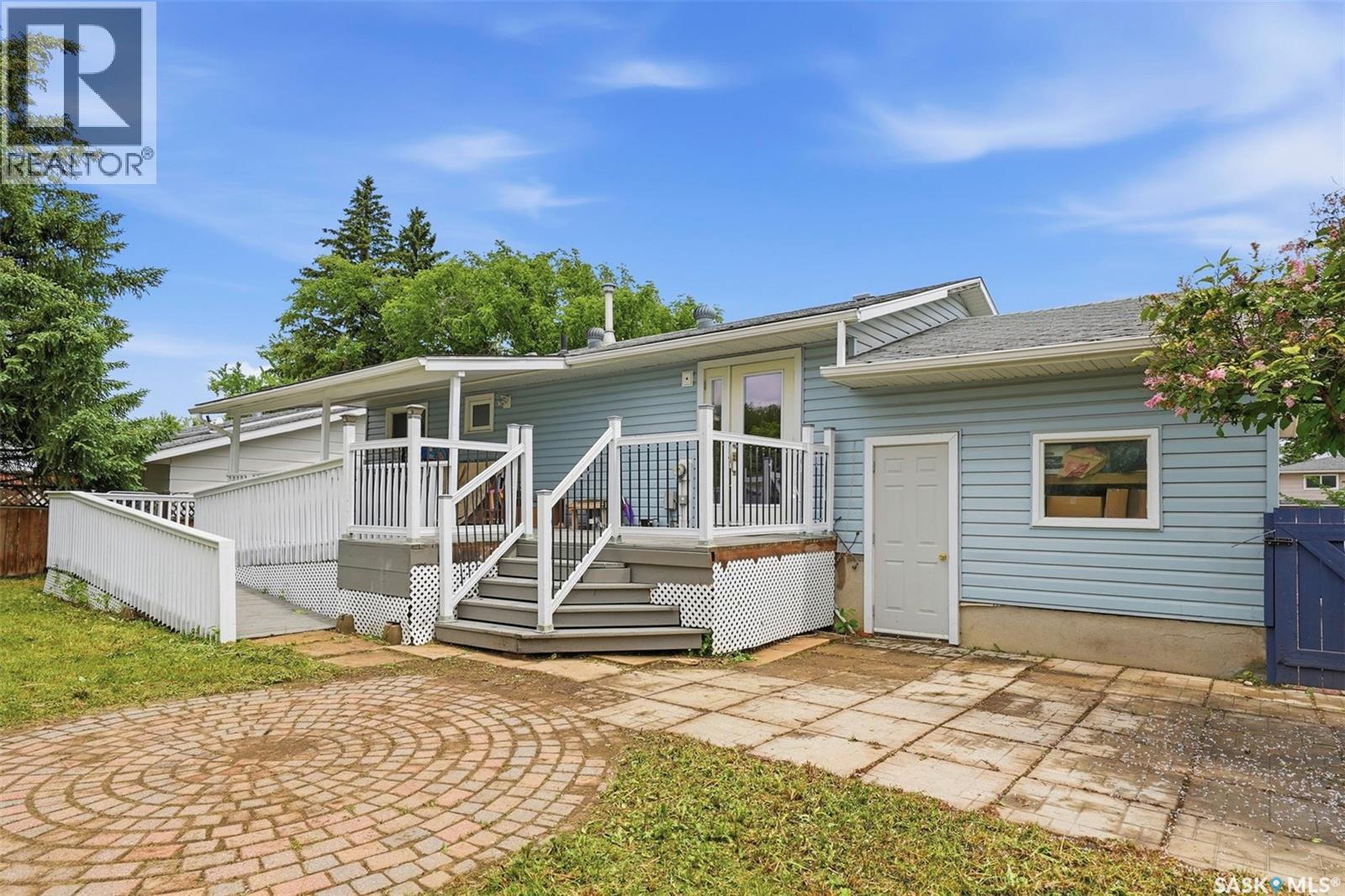 526 McKercher DRIVE — photo 28