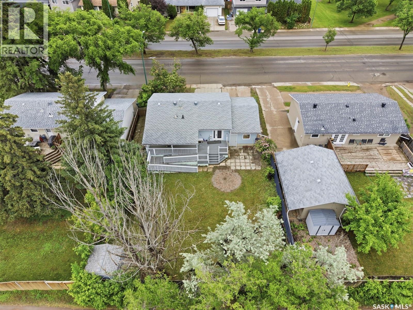 526 McKercher DRIVE — photo 33