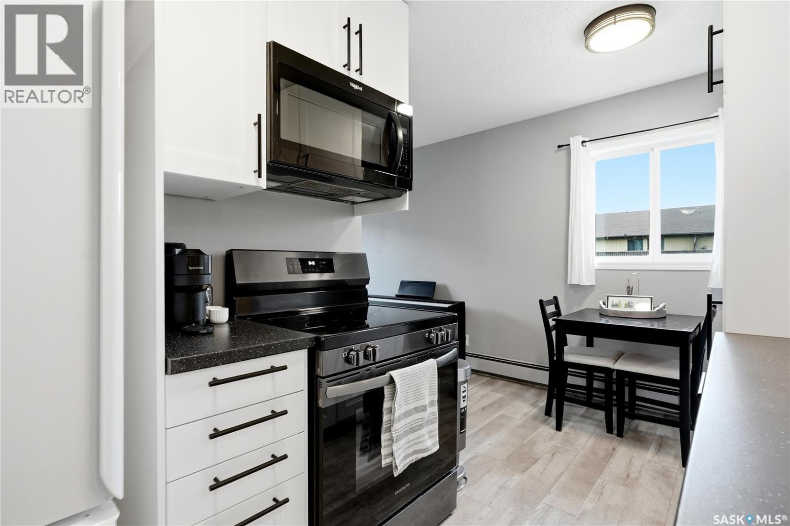 307 833 Wollaston CRESCENT - photo 3