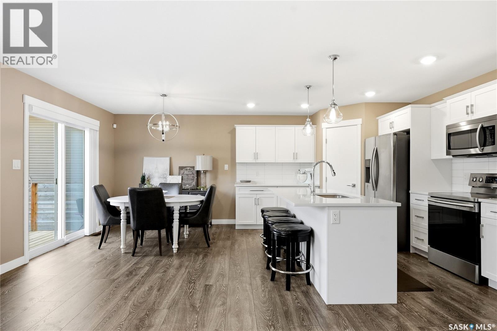 323 Cowan CRESCENT - 11