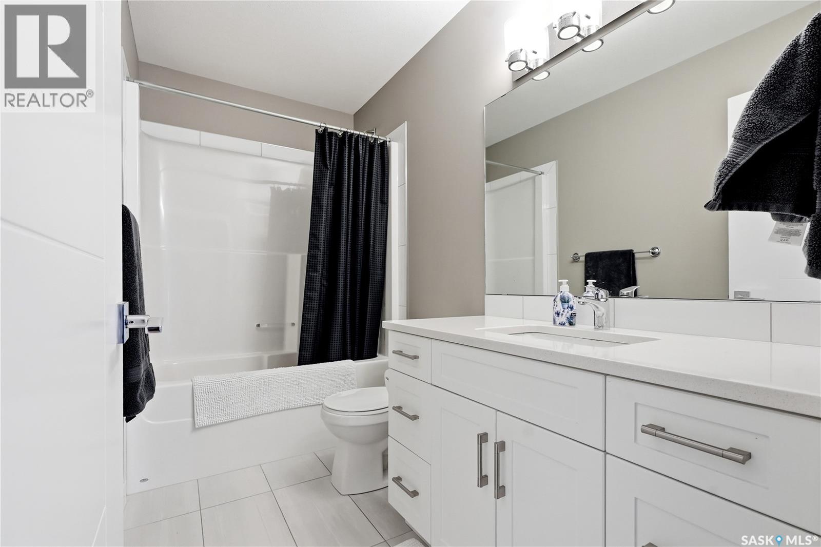 323 Cowan CRESCENT - 22