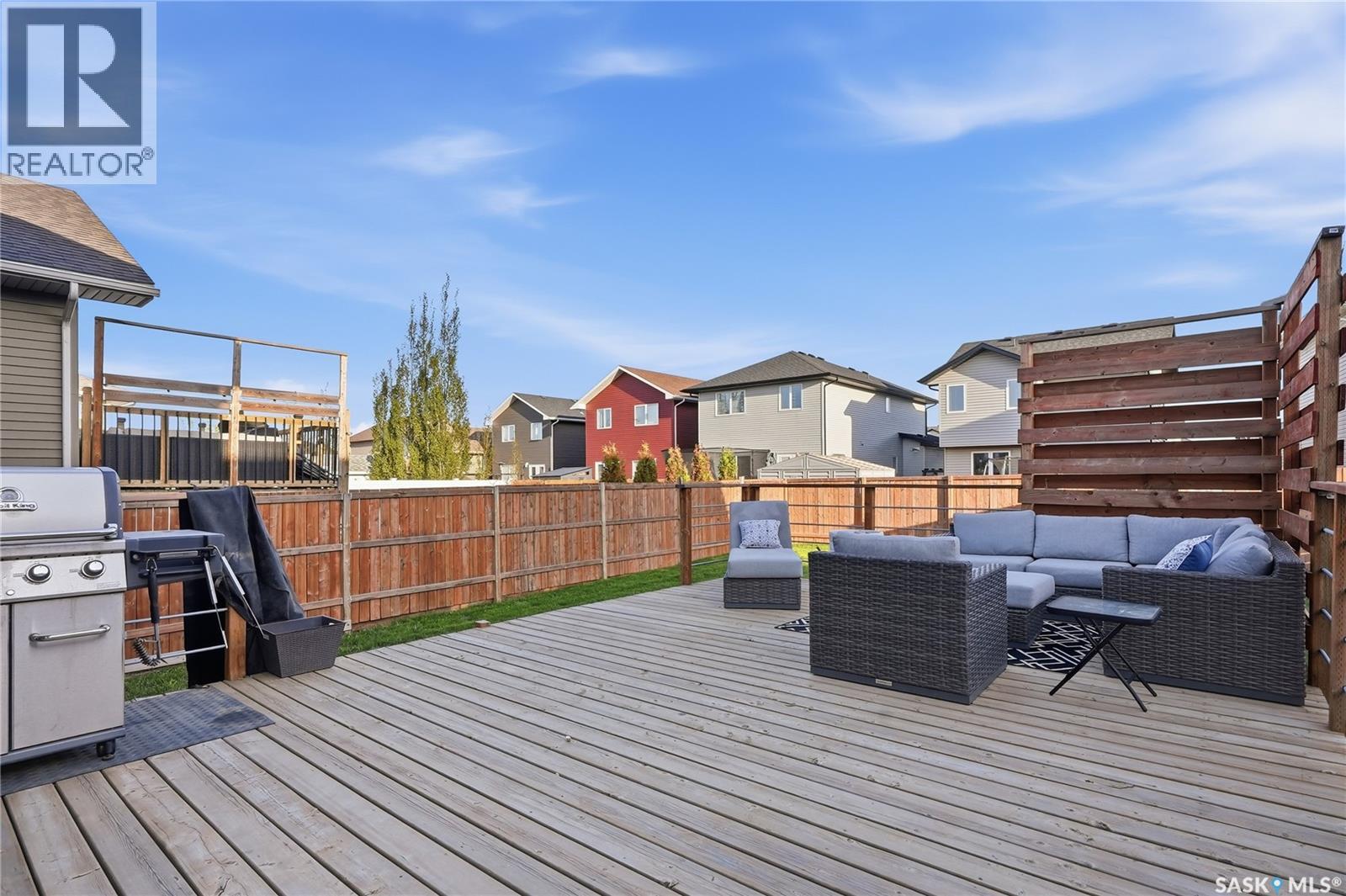 323 Cowan CRESCENT - 28