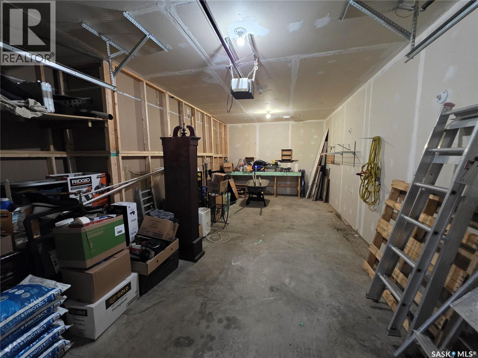 227 10th AVENUE NW — photo 33